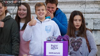 Zadarski Palčići pustili u zrak stotine ljubičastih balona