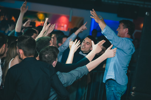 Zadarska večer s Ivicom Sikirićem Ićom u Hitch baru, 8.5.2015. (Foto: Ivan Toman) Zadarska večer s Ivicom Sikirićem Ićom u Hitch baru, 8.5.2015. (Foto: Ivan Toman)