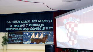 OŠ Smiljevac: Obilježena 50. godina Deklaracije o nazivu i položaju hrvatskoga jezika OŠ Smiljevac: Obilježena 50. godina Deklaracije o nazivu i položaju hrvatskoga jezika