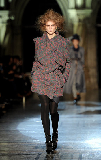 Vivienne Westwood Red Label, Jesen 2010.  (www.coutorture.com)