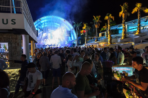 Ludi Party @ Aquarius klub Zrće 9. srpnja 2016. Foto: Goran Telak Ludi Party @ Aquarius klub Zrće 9. srpnja 2016. Foto: Goran Telak