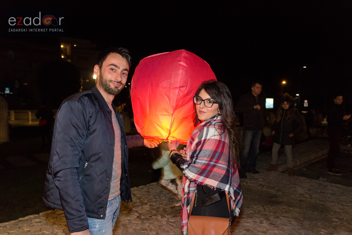 Humanitarni svjetlosni spektakl “Zaželi ljubav” na zadarskom Forumu, 18. veljače 2017. Humanitarni svjetlosni spektakl “Zaželi ljubav” na zadarskom Forumu, 18. veljače 2017.