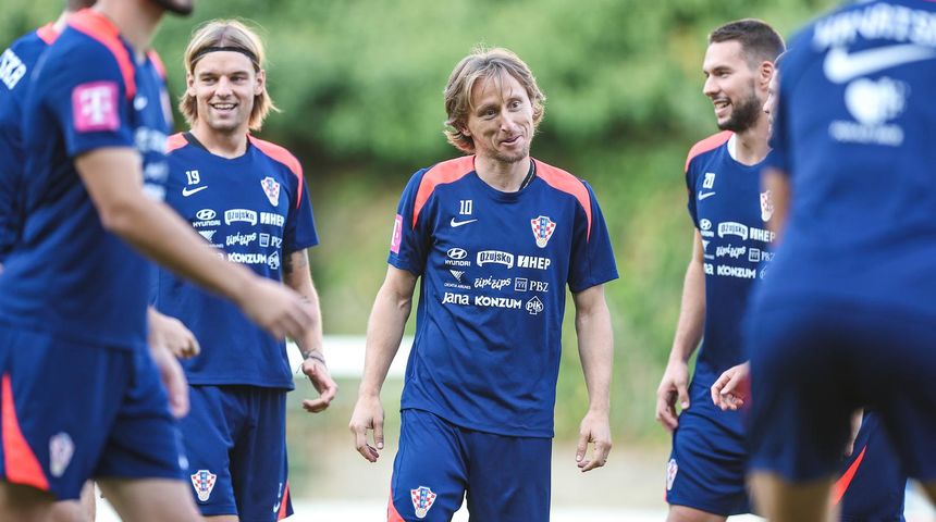 Trening hrvatske nogometne reprezentacije na terenu Hitrec Kacijan. Borna Sosa, Luka Modric, Marko Pjaca Trening hrvatske nogometne reprezentacije na terenu Hitrec Kacijan. Borna Sosa, Luka Modric, Marko Pjaca