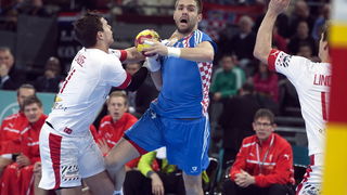 Barcelona 250113.Gradska dvorana Palau Sant Jordi.Svjetsko prvenstvo u rukometu za muskarce Spanjolska 2013.Utakmica polufinala izmedju Hrvatske i Danske.Na fotografiji: Drago Vukovic.Foto: Ante Cizmic / CROPIX Barcelona 250113.Gradska dvorana Palau Sant Jordi.Svjetsko prvenstvo u rukometu za muskarce Spanjolska 2013.Utakmica polufinala izmedju Hrvatske i Danske.Na fotografiji: Drago Vukovic.Foto: Ante Cizmic / CROPIX