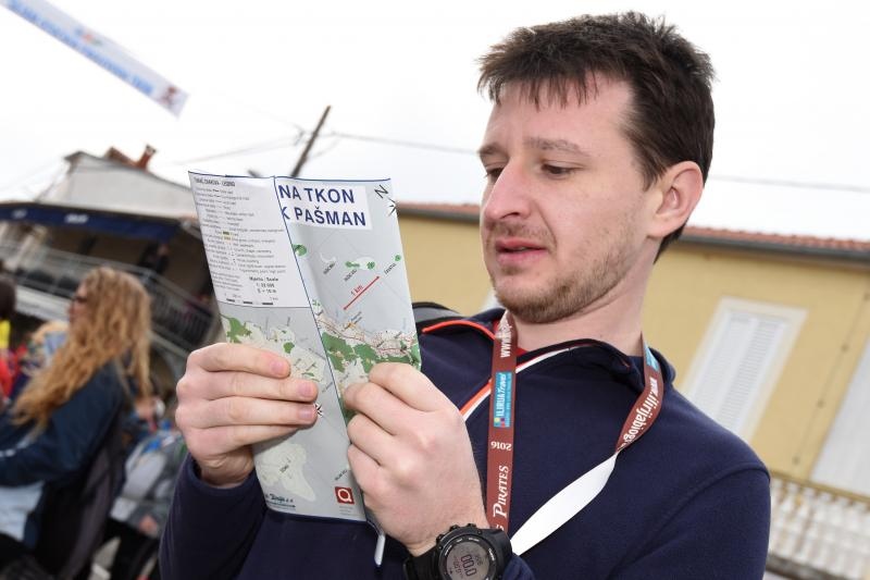 Škraping Tkon otok Pašman 2016. Foto: Dino Stanin/PIXSELL