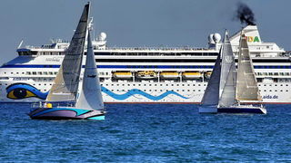 Regata “On i Ona” 2015., foto-L. Kvarantan Regata “On i Ona” 2015., foto-L. Kvarantan