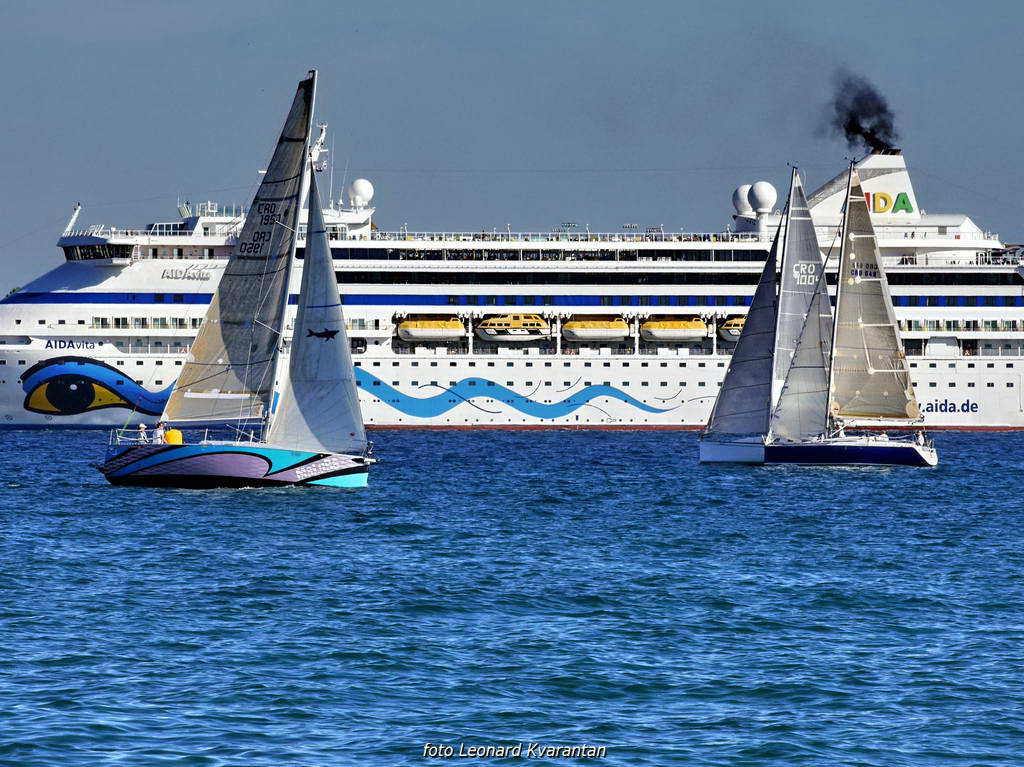 Regata “On i Ona” 2015., foto-L. Kvarantan Regata “On i Ona” 2015., foto-L. Kvarantan