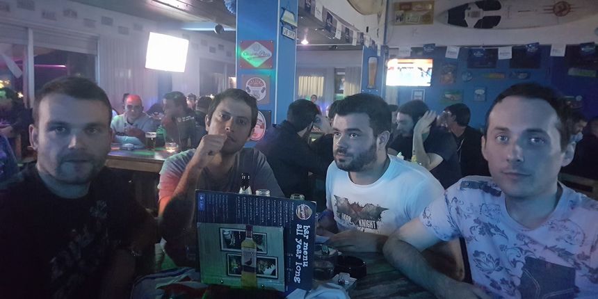 Famous Beach Bar & Grill: Premijerno izdanje kviza “Nogometne Ikone” u Zadru! Famous Beach Bar & Grill: Premijerno izdanje kviza “Nogometne Ikone” u Zadru!