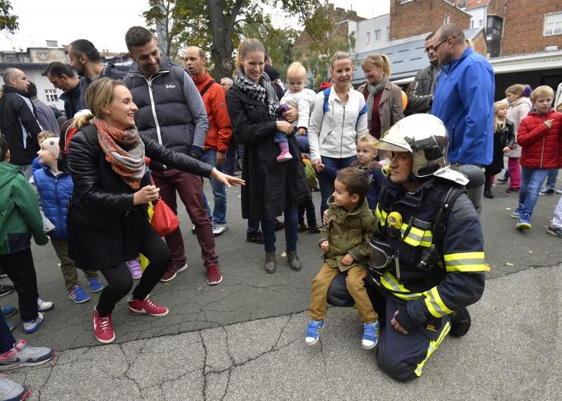 Budući zagrebački vatrogasci