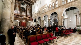 Polnoćka u katedrali svete Stošije