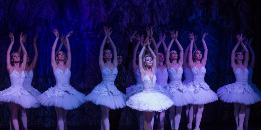 Carski ruski balet u dvorani Gospino polje za Dubrovčane je izveo balet “Labuđe jezero”. Photo: Grgo Jelavić/PIXSELL