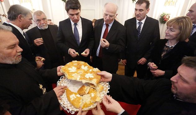 Zagreb, 030113. U HND-u se odrzao prijem Srpskog narodnog vijeca u povodu pravoslavnog Bozica.Na prijemu su bili mnogi politicki predstavnici politickog zivota Hrvatske,premjer Zoran Milanovic,predsjednik sabora Josip Leko,bivsi Hrvatski predsjednik Stipe