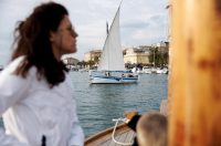 Defile tradicijskih brodova u uvali Jazine