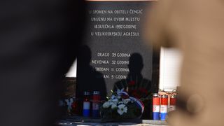 Ervenik: Obilježena 26. godišnjica stradanja obitelji Čengić