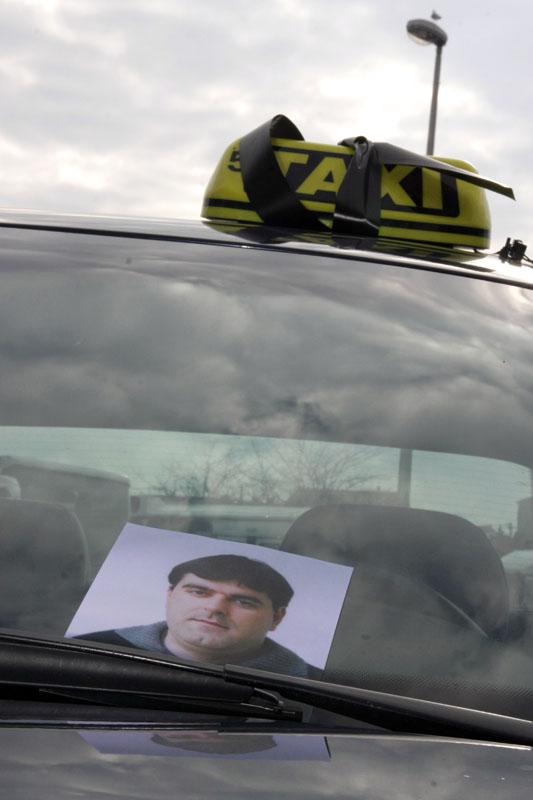 Tužna kolona zadarskih taksista