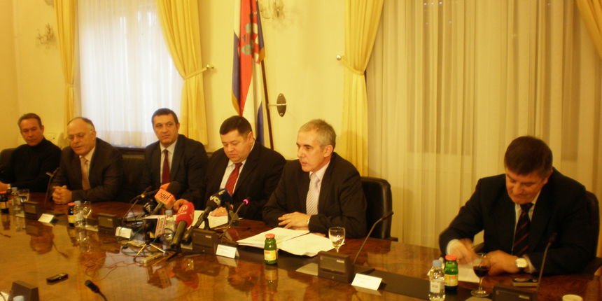 Čobanković na sastanku sa Cehom ribara u Domu županije (Foto: V. Pletikosić) Čobanković na sastanku sa Cehom ribara u Domu županije (Foto: V. Pletikosić)