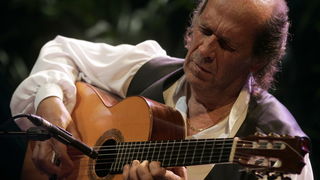 Pula, 230810.
Paco de Lucia i band nastupili su u Pulskoj areni u sklopu turneje 2010.
Foto: Srecko Niketic / CROPIX