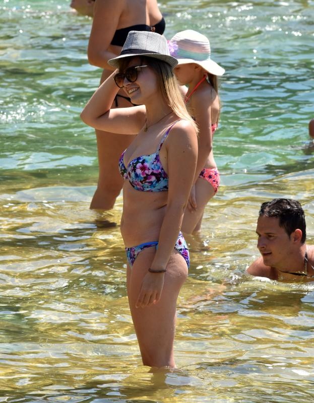 Vrelo ljeto u Nacionalnom parku Krka, hlađenje u Skradinskom buku. Photo: Hrvoje Jelavić/PIXSELL Vrelo ljeto u Nacionalnom parku Krka, hlađenje u Skradinskom buku. Photo: Hrvoje Jelavić/PIXSELL