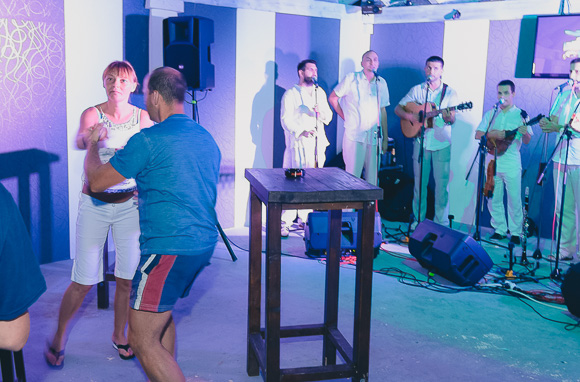 Klapa Kampanel @ Menfisto bar, 18.7.2015. (foto: Ivan Toman) Klapa Kampanel @ Menfisto bar, 18.7.2015. (foto: Ivan Toman)