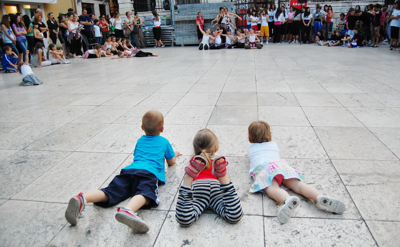 Narodni trg: Dan plesa radija 057, foto: Tea Balog Narodni trg: Dan plesa radija 057, foto: Tea Balog