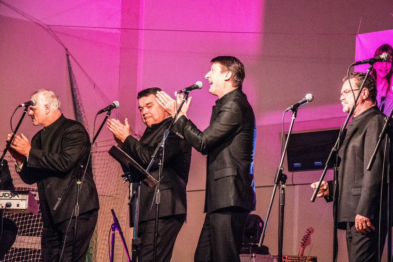 Humanitarni koncert “Za malu Enu” u Povljani Humanitarni koncert “Za malu Enu” u Povljani