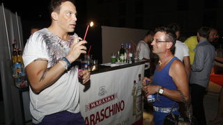 Zadar, 150711.
Druga vecer Zadar Fashion Nightsa, kojeg organiziraju Stefany Hohnjec i Aleksandra Grdic. Revije se odrzavaju na Forumu kraj crvke Sv Donata.
Na slici: Neven Ciganovic stilist i Jadranko starleta.
Foto: Jure Miskovic / CROPIX Zadar, 150711.
Druga vecer Zadar Fashion Nightsa, kojeg organiziraju Stefany Hohnjec i Aleksandra Grdic. Revije se odrzavaju na Forumu kraj crvke Sv Donata.
Na slici: Neven Ciganovic stilist i Jadranko starleta.
Foto: Jure Miskovic / CROPIX