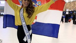 Mia Rkman, Miss Universe Hrvatske 2019. otputovala je na svjetski izbor Miss Universe 2019 koji će se 8. prosinca održati u Atlanti uz izravan prijenos na FOX televiziji.  Ljepotice sa svih krajeva zemaljske kugle počele su pristizati u Atlantu, a već i p