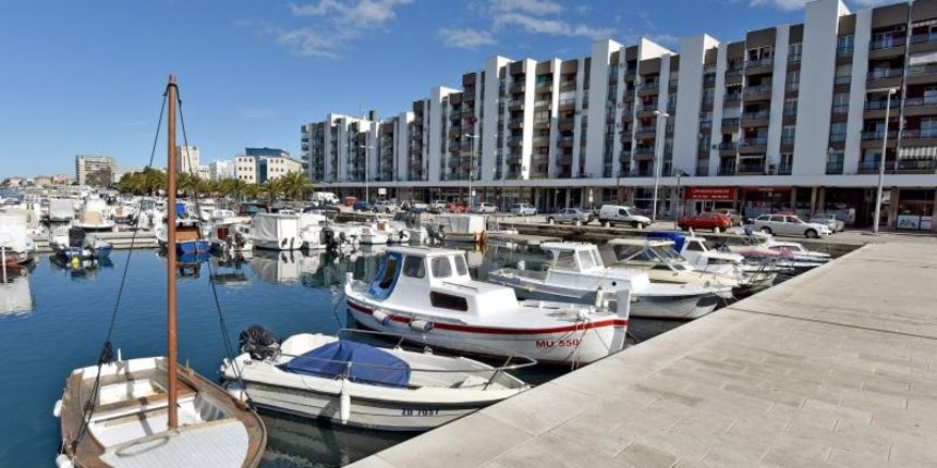 Uvala jazine, foto: D. Stanin, PIXSELL//camci, brodovi, uvala, vez, ilustracija, brodice, lucica, Luka, brod,