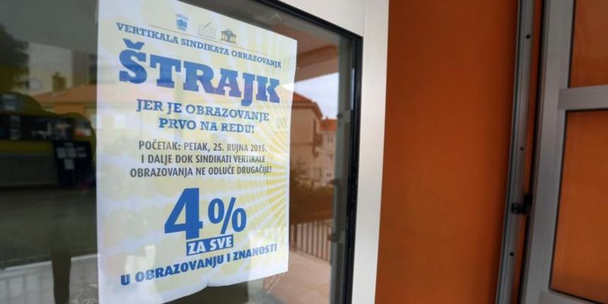 Sibenik – Nastavlja se strajk u osnovnim i srednjim skolama. Photo: Dusko Jaramaz/PIXSELL