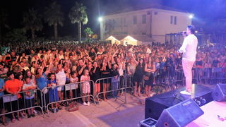 Virska fešta: Koncert Jole i ponoćni vatromet. Foto: Virski list