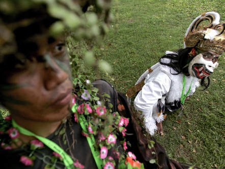 Image 1195819 (auto) Image 1195819 (auto)