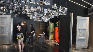 Na 16. Venecijanskom bijenalu otvoren Hrvatski paviljon s instalacijom Oblak Pergola Na 16. Venecijanskom bijenalu otvoren Hrvatski paviljon s instalacijom Oblak Pergola