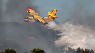 Požar na Plovaniji (foto: Marin Gospić) Požar na Plovaniji (foto: Marin Gospić)