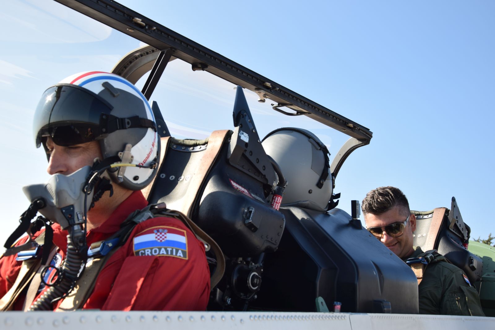 “Krila Oluje” otputovala na peto gostovanje u Austriji “Krila Oluje” otputovala na peto gostovanje u Austriji