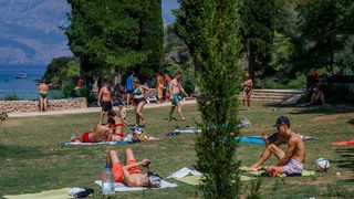 Uvala Lovrečina: Egzotična pješčana oaza na Braču u kojoj su uživali i stari Rimljani Uvala Lovrečina: Egzotična pješčana oaza na Braču u kojoj su uživali i stari Rimljani