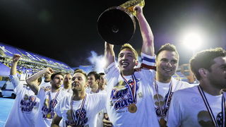 Zagreb, 220513.
Stadion Maksimir.
Uzvratna utakmica 22. finala Hrvatskog nogometnog kupa, Lokomotiva – Hajduk.
Na fotografiji: Slavlje Hajduka.
Foto: Boris Kovacev / CROPIX Zagreb, 220513.
Stadion Maksimir.
Uzvratna utakmica 22. finala Hrvatskog nogometnog kupa, Lokomotiva – Hajduk.
Na fotografiji: Slavlje Hajduka.
Foto: Boris Kovacev / CROPIX