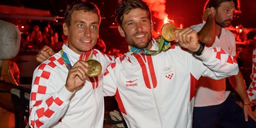 Veličanstveni doček zadarskih zlatnih olimpijaca Šime Fantele i Igora Marenića na zadarskoj rivi uz Morske orgulje i Pozdrav suncu. Photo: Dino Stanin/PIXSELL Veličanstveni doček zadarskih zlatnih olimpijaca Šime Fantele i Igora Marenića na zadarskoj rivi uz Morske orgulje i Pozdrav suncu. Photo: Dino Stanin/PIXSELL