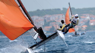 Zadar, 140711.
ISAF svjetsko juniorsko prvenstvo
Zadar 2011, 07.-15. srpanj 2011.
Osmi je dan svjetskog prvenstva u jedrenju koje se odrzava u organizaciji jedrlicarskog kluba Uskok. Danasnji dan obiljezio je jak vjetar s juga sto je napokon omogucilo j Zadar, 140711.
ISAF svjetsko juniorsko prvenstvo
Zadar 2011, 07.-15. srpanj 2011.
Osmi je dan svjetskog prvenstva u jedrenju koje se odrzava u organizaciji jedrlicarskog kluba Uskok. Danasnji dan obiljezio je jak vjetar s juga sto je napokon omogucilo j