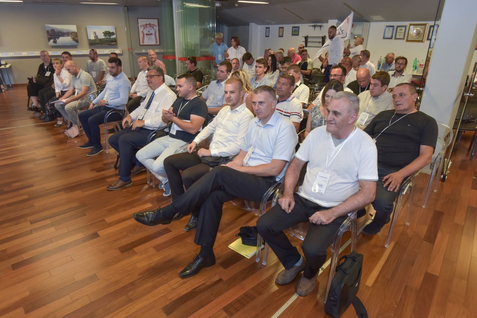 Bruna Esih u Zadru izabrana za predsjednicu Neovisnih za Hrvatsku Bruna Esih u Zadru izabrana za predsjednicu Neovisnih za Hrvatsku