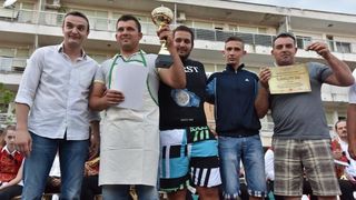 U sklopu Benkovackog kulturnog ljeta Grad Benkovac i Turisticka zajednica Grada Benkovca vec cetvrtu godinu za redom organiziraju manifestaciju Puzevim korakom. Radi se o gastro manifestaciji pripreme i degustacije puzeva. Posjetitelji su imali prilike d U sklopu Benkovackog kulturnog ljeta Grad Benkovac i Turisticka zajednica Grada Benkovca vec cetvrtu godinu za redom organiziraju manifestaciju Puzevim korakom. Radi se o gastro manifestaciji pripreme i degustacije puzeva. Posjetitelji su imali prilike d