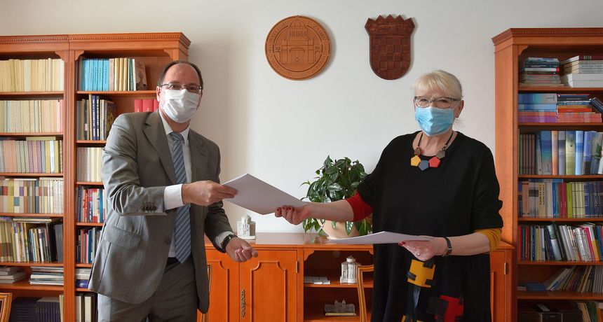 Sveučilište u Zadru i ŠC Višnjik potpisali sporazum u osnivanju Centra za dijagnostiku Sveučilište u Zadru i ŠC Višnjik potpisali sporazum u osnivanju Centra za dijagnostiku