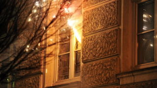 Maribor (Slovenija), 031212.
Prosvjed gradjana Maribora protiv trenutacnog gradonacelnika Franca Kanglera, osumnjicenog za umjesanost u korupciju. Prosvjed je zapoceo okupljanjem nekoliko tisuca ljudi na Trgu Slobode, a zatim se preselio ispred zgrade opc Maribor (Slovenija), 031212.
Prosvjed gradjana Maribora protiv trenutacnog gradonacelnika Franca Kanglera, osumnjicenog za umjesanost u korupciju. Prosvjed je zapoceo okupljanjem nekoliko tisuca ljudi na Trgu Slobode, a zatim se preselio ispred zgrade opc