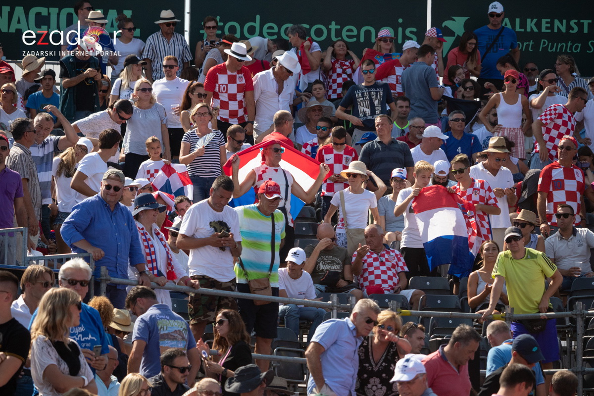 Davis Cup: Vruća navijačka atmosfera u meču Ćilića i Querreya