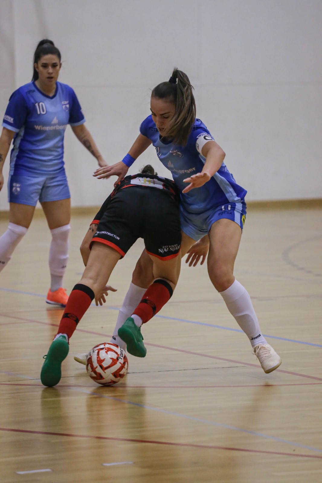 Futsal Super chicks – MC PLUS 2:5 Futsal Super chicks – MC PLUS 2:5