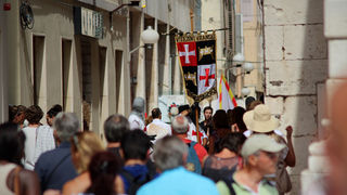 Vitezovi vranski na Narodnom trgu (foto:Saša Čuka) Vitezovi vranski na Narodnom trgu (foto:Saša Čuka)