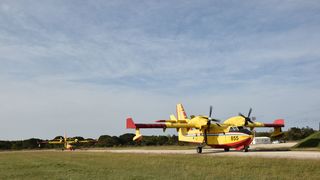 Dva Canadiara stigla u Genovu