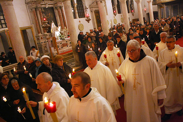Misa za blagdan Svijećnice u crkvi Sv.Šime (Foto:Saša Čuka)