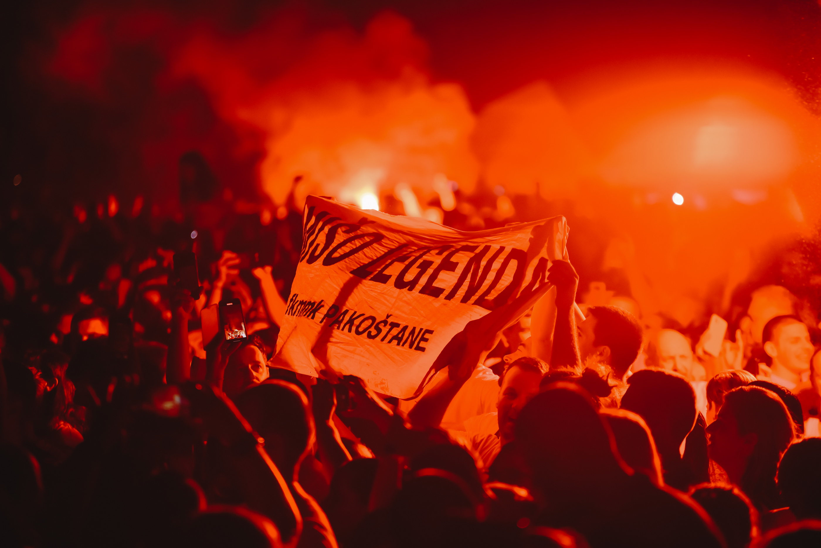 Stari Plac: Mišo Kovač i prijatelji priredili nezaboravan koncert