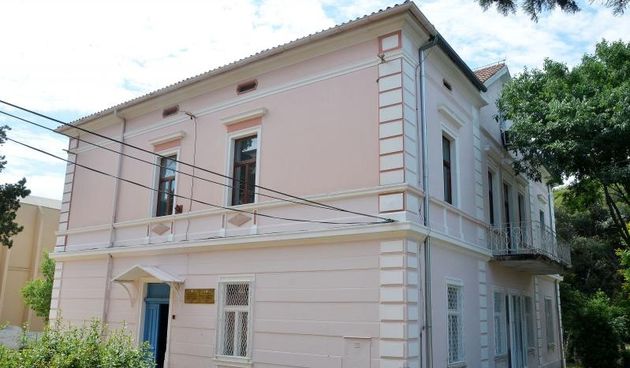 Pisanje eseja iz hrvatskog jezika na drzavnoj maturi danas je odgodjeno, te ce se odrzati sutra, jer su dva rezervna primjerka testa jucer ukradena iz Privatne gimnazija Juraj Dobrila u Puli. Photo: Dusko Marusic/PIXSELL