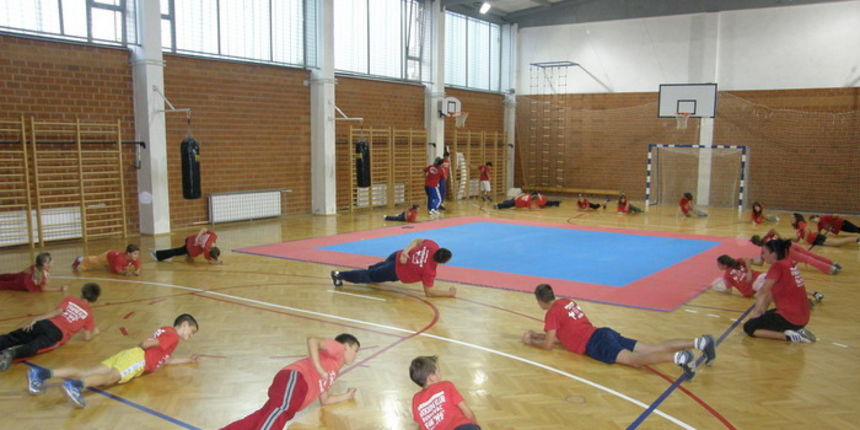 Kickbokseri KBK Polaca na treningu